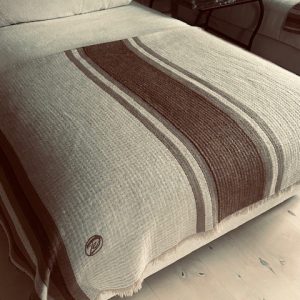 E 150 Nougat stripe large pläd